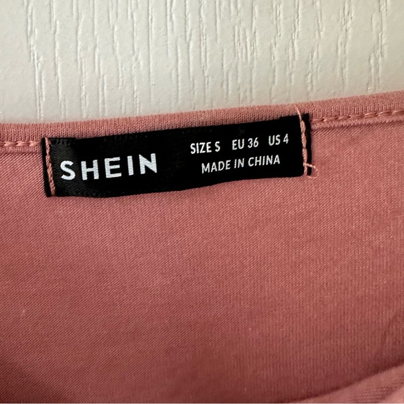 New SHEIN rouched side button light weight sweater mauve rose - Picture 3 of 3